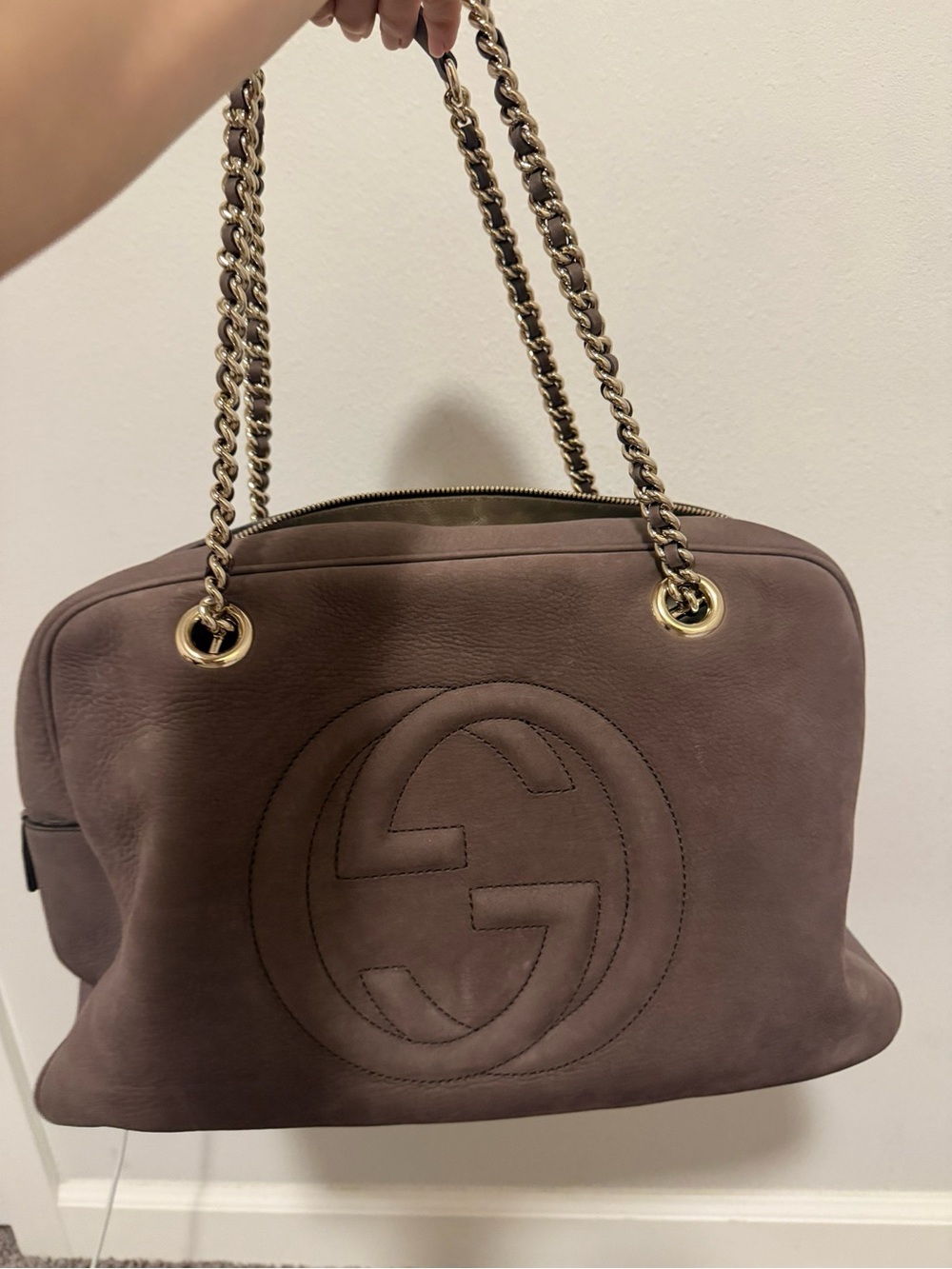 Gucci Mauve Leather Shoulder Bag with Gold Chain Straps
